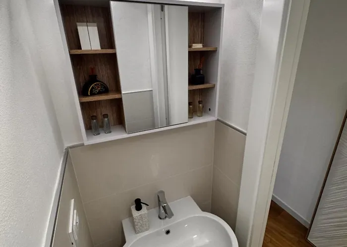 La Casetta Di Benedetta Appartement Camedone